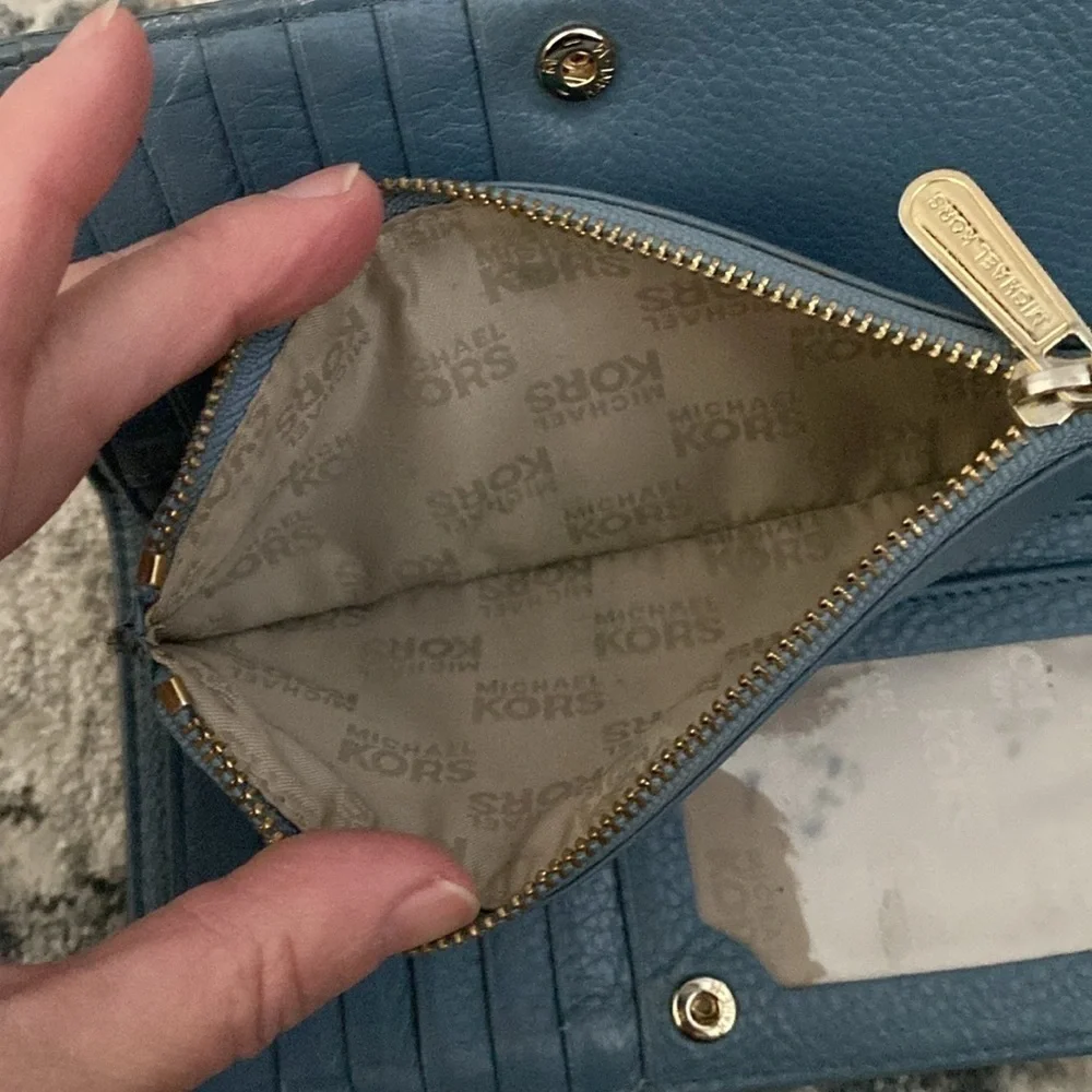 Blue Michael Kors Wallet! - Picture 5 of 7